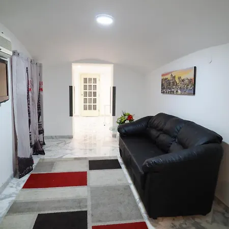 R.g. House Bed & Breakfast Neapol